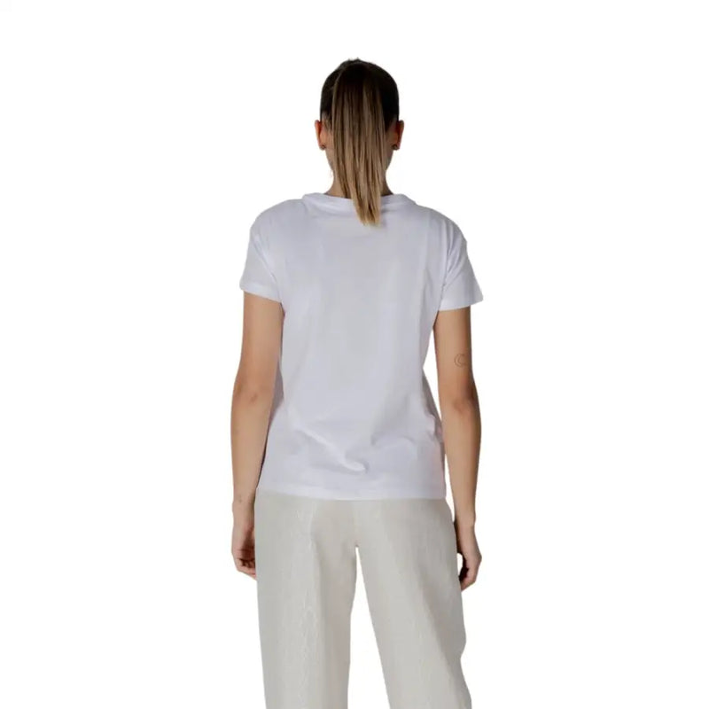 Womens white cotton t shirt with a simple round neckline and short sleeves in a classic style