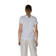 Womens white cotton t shirt with a simple round neckline and short sleeves in a classic style