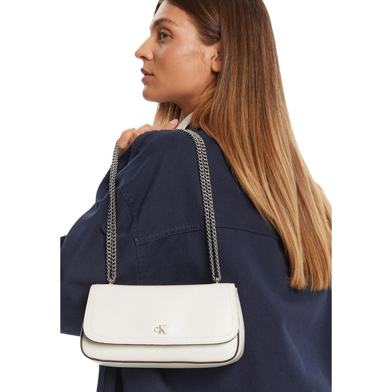 Calvin Klein Weiße Schultertasche für Frühling/Sommer mit Tasche