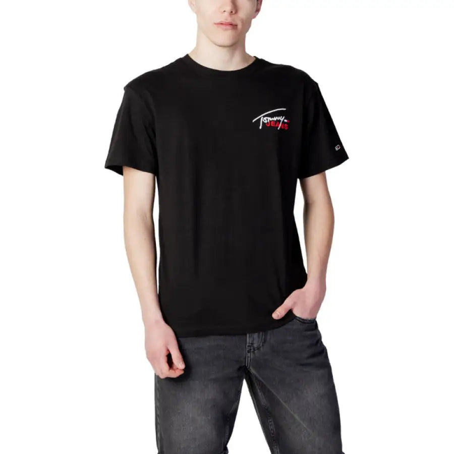 
                      
                        Tommy Hilfiger Jeans - Men T-Shirt - black / XS - Clothing
                      
                    